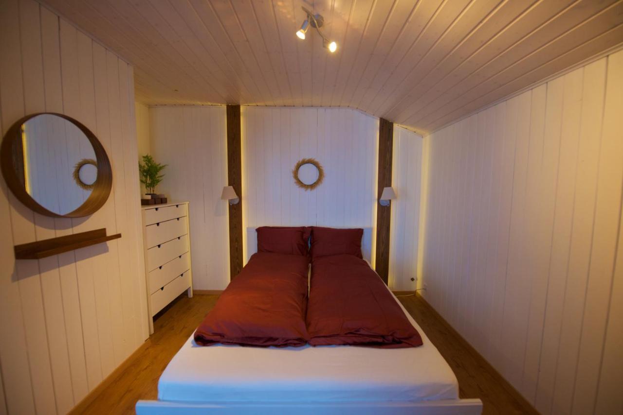 Chalet 4 Personnes Avec Sauna 레셍 외부 사진