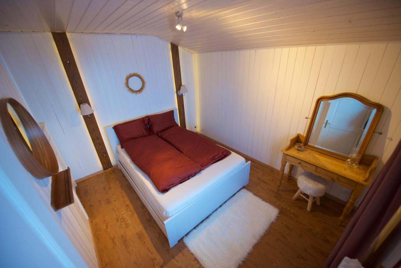 Chalet 4 Personnes Avec Sauna 레셍 외부 사진