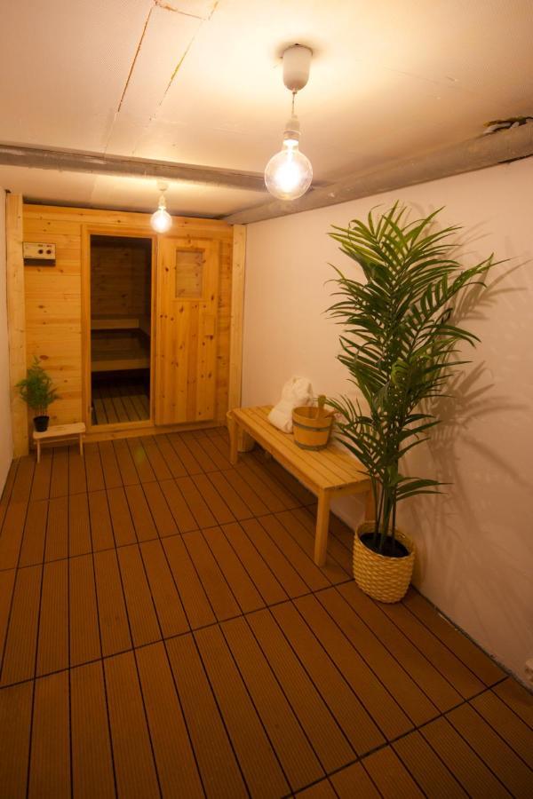 Chalet 4 Personnes Avec Sauna 레셍 외부 사진